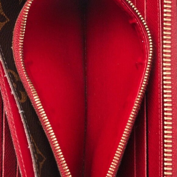 Louis Vuitton Cerise Monogram Canvas Retiro Wallet - Picture 6 of 9
